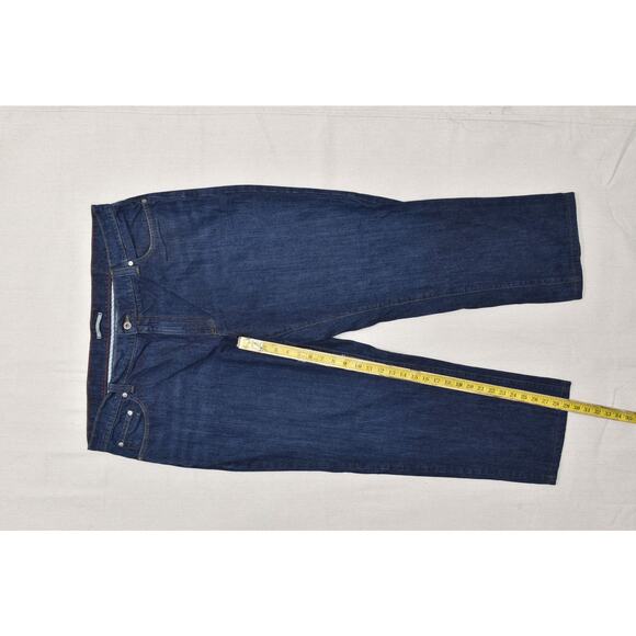 L.L. Bean Classic Fit Jeans Men's Big & Tall Size 42x32 Blue 100% Cotton - Picture 3 of 8